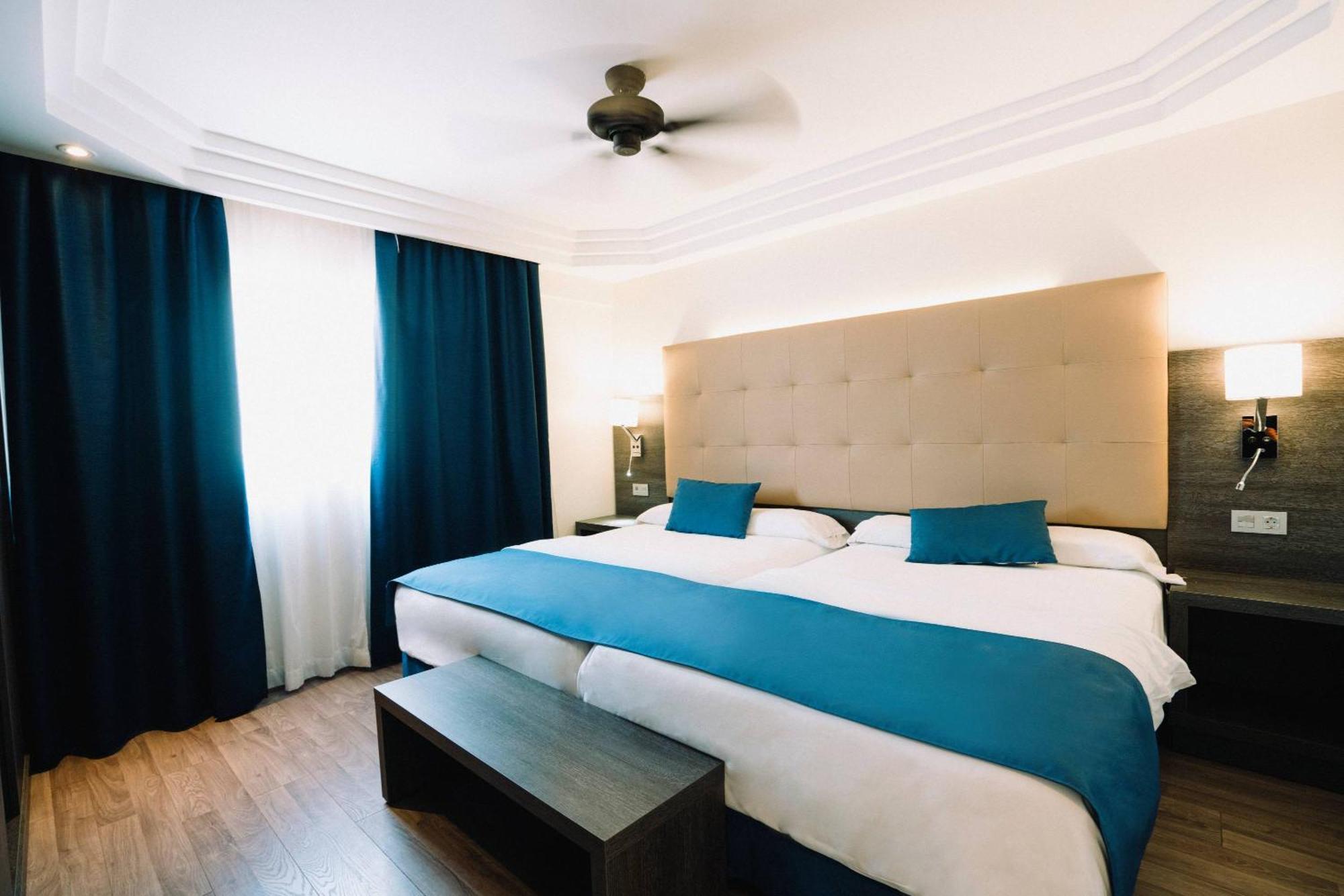 Park Club Europe Hotel Playa de las Americas  Bilik gambar